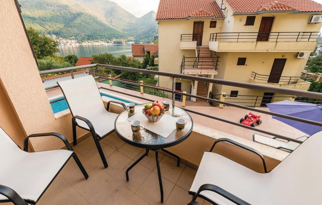 Port Adria Apartments Kamenari Ngoại thất bức ảnh