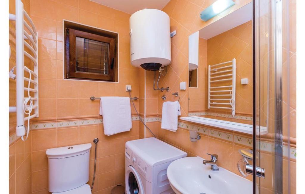 Port Adria Apartments Kamenari Ngoại thất bức ảnh